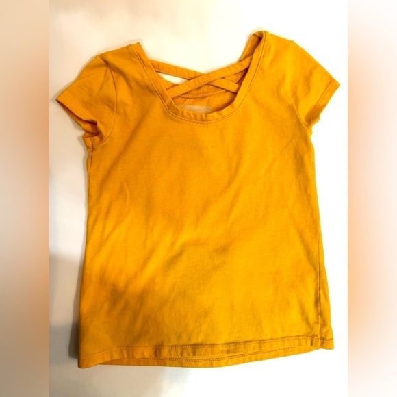 Girls Cynthia Rowley Gold Unicorn T-Shirt Short-Sleeve  Size 5-6 - Picture 5 of 5